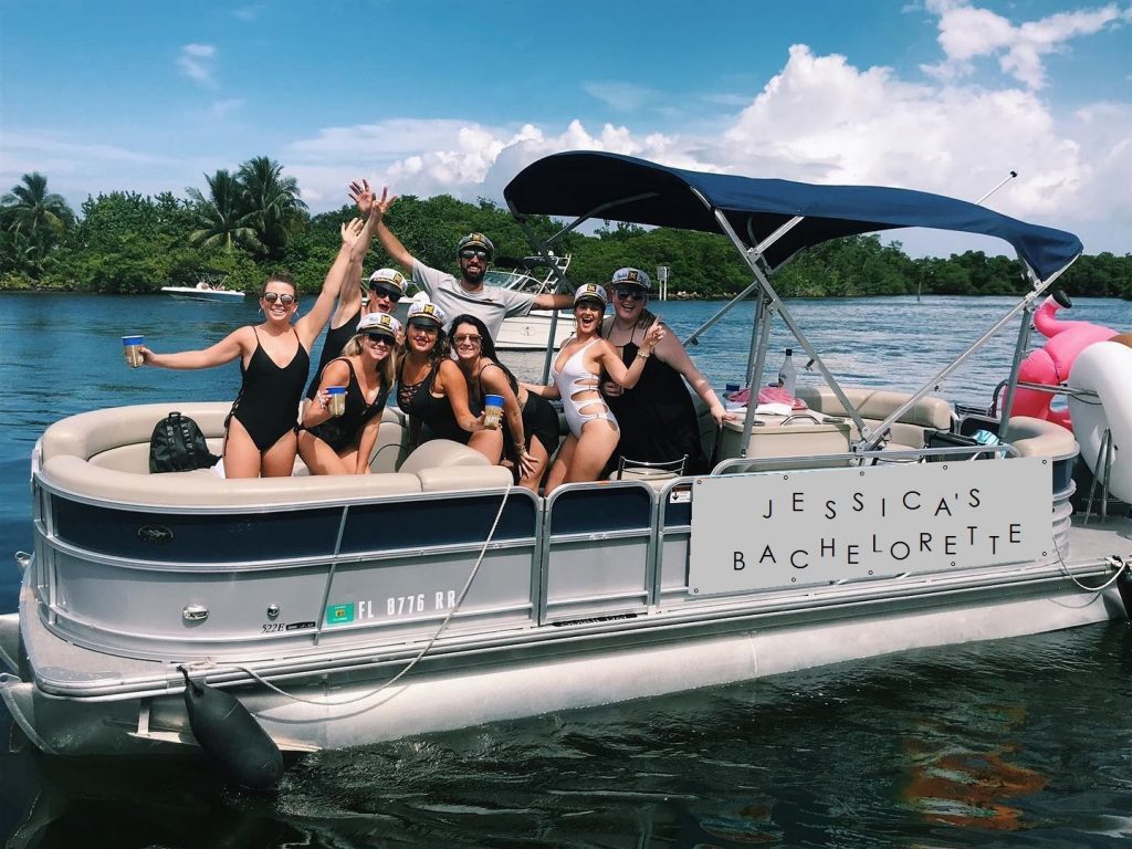 24 Foot Pontoon Party Boat at Sunshine Boating